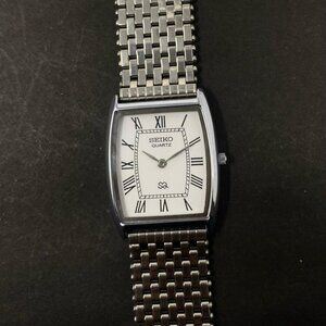 Seiko Slim Quartz Gentlemen's Wrist Watch - (FREE SHIPPING)
